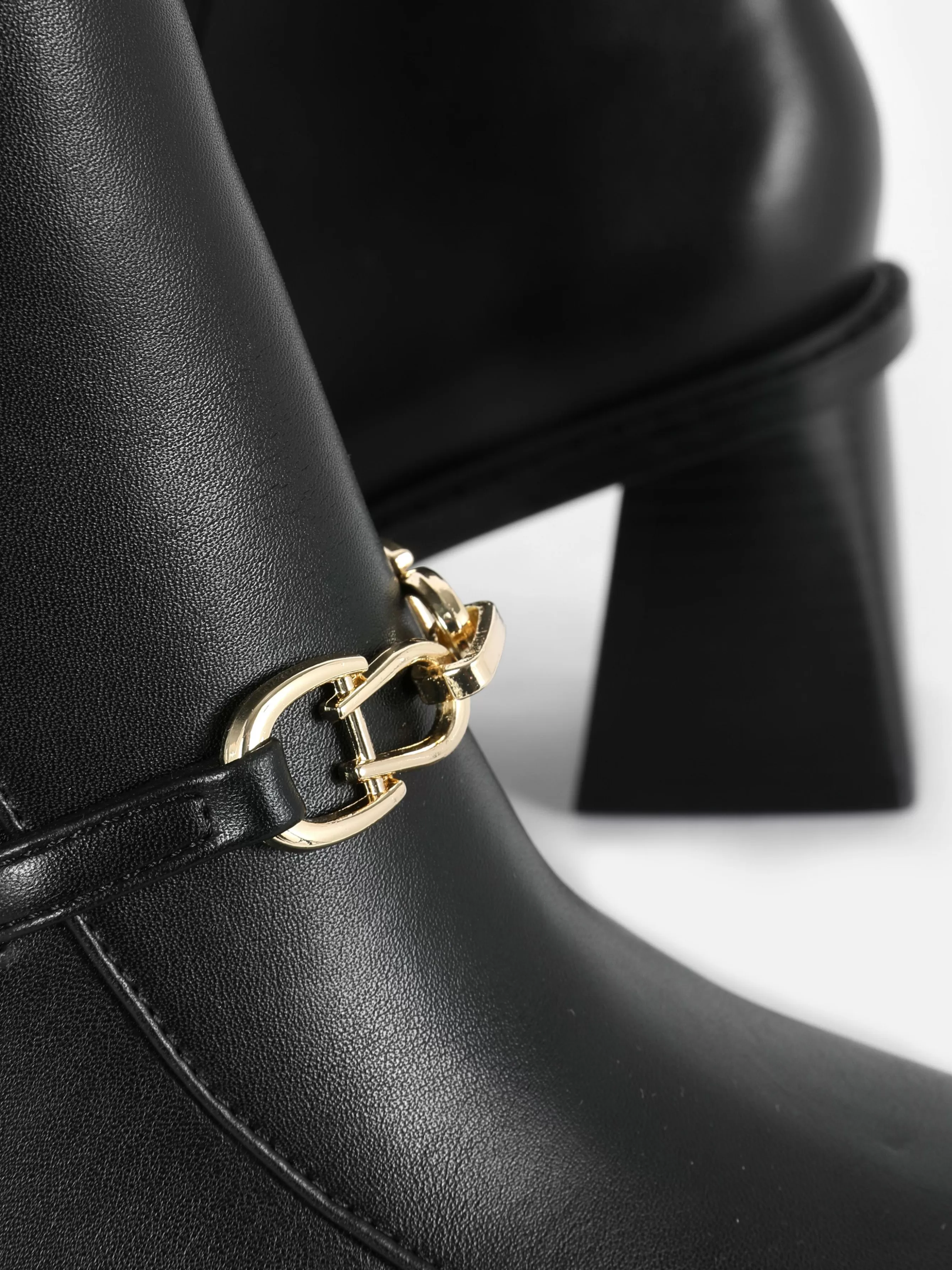 MULHER Primark Botas Tacão Detalhe Corrente Rita Ora