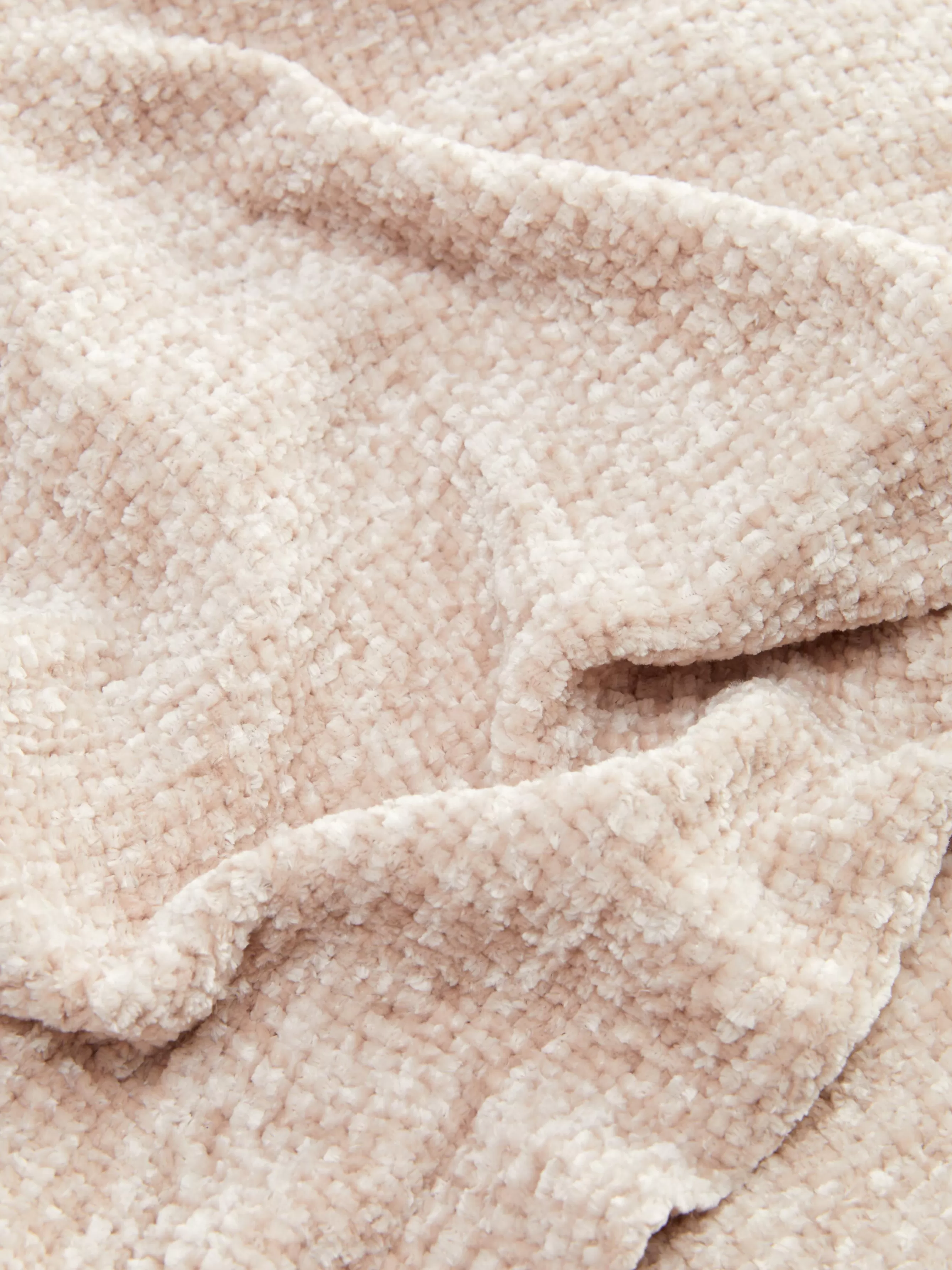 Primark Manta Pequena Textura Aveludada Franjas